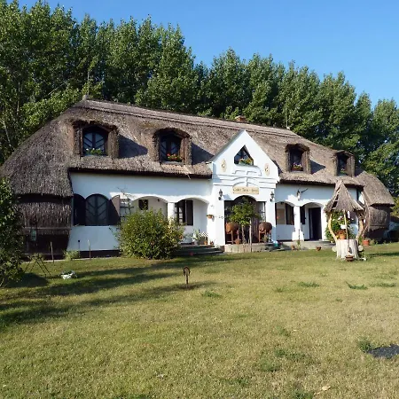 Country house Gedeon Tanya Panzio Jakabszallas