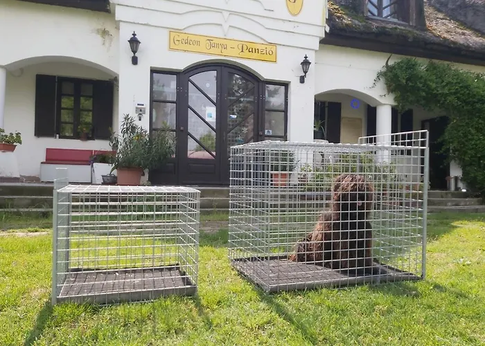 Gedeon Tanya Panzió Casa rural Jakabszállás